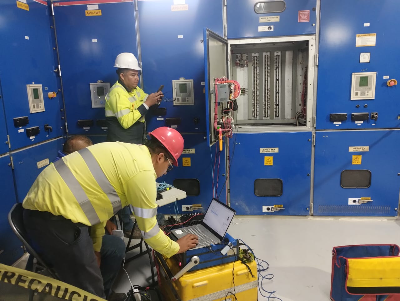 Equipo eléctrico y herramientas